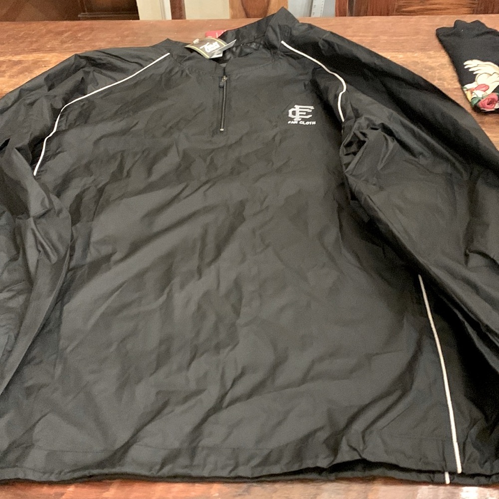 Jacket‎ - Picture 4 of 12